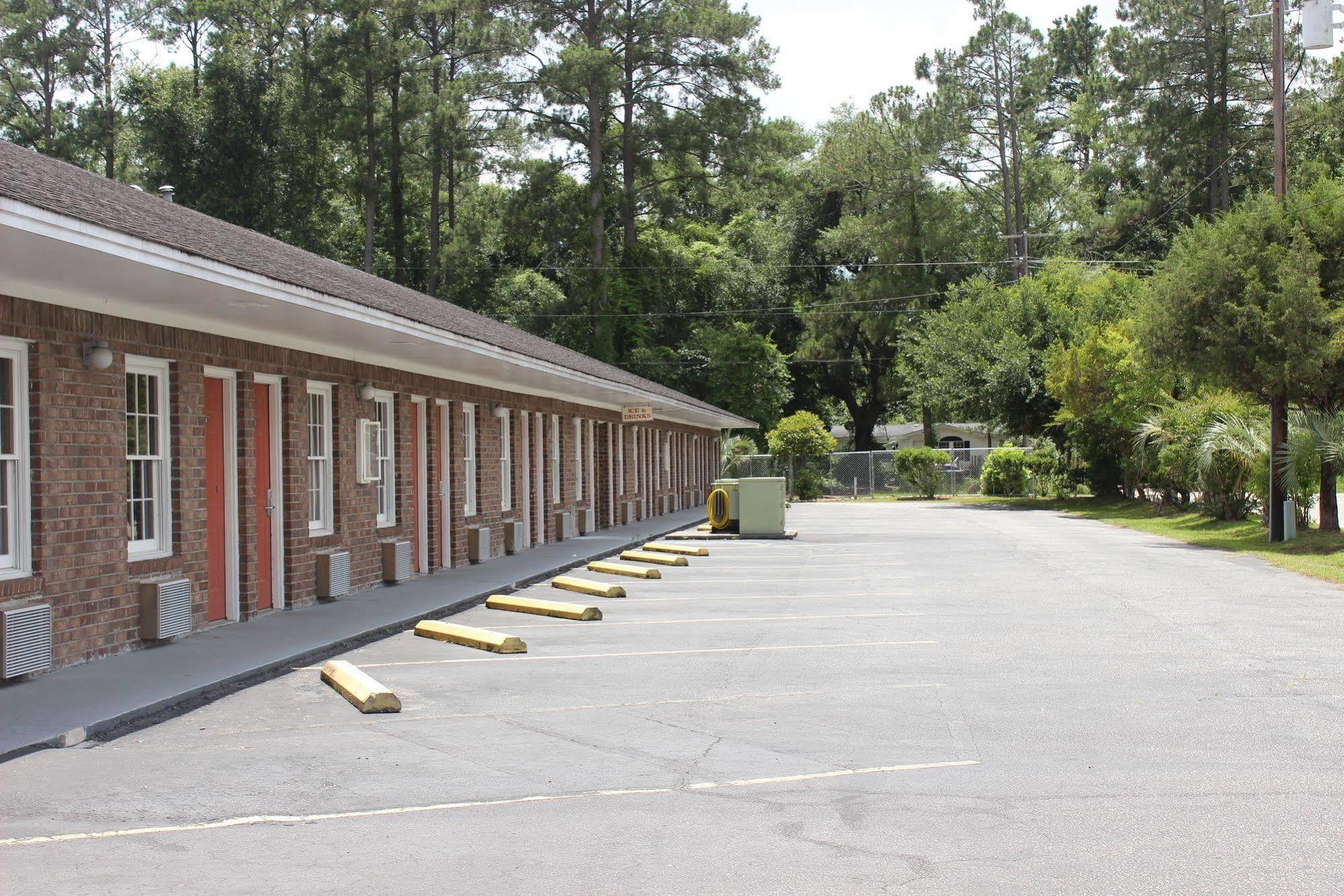 Carolina Lodge Walterboro Εξωτερικό φωτογραφία